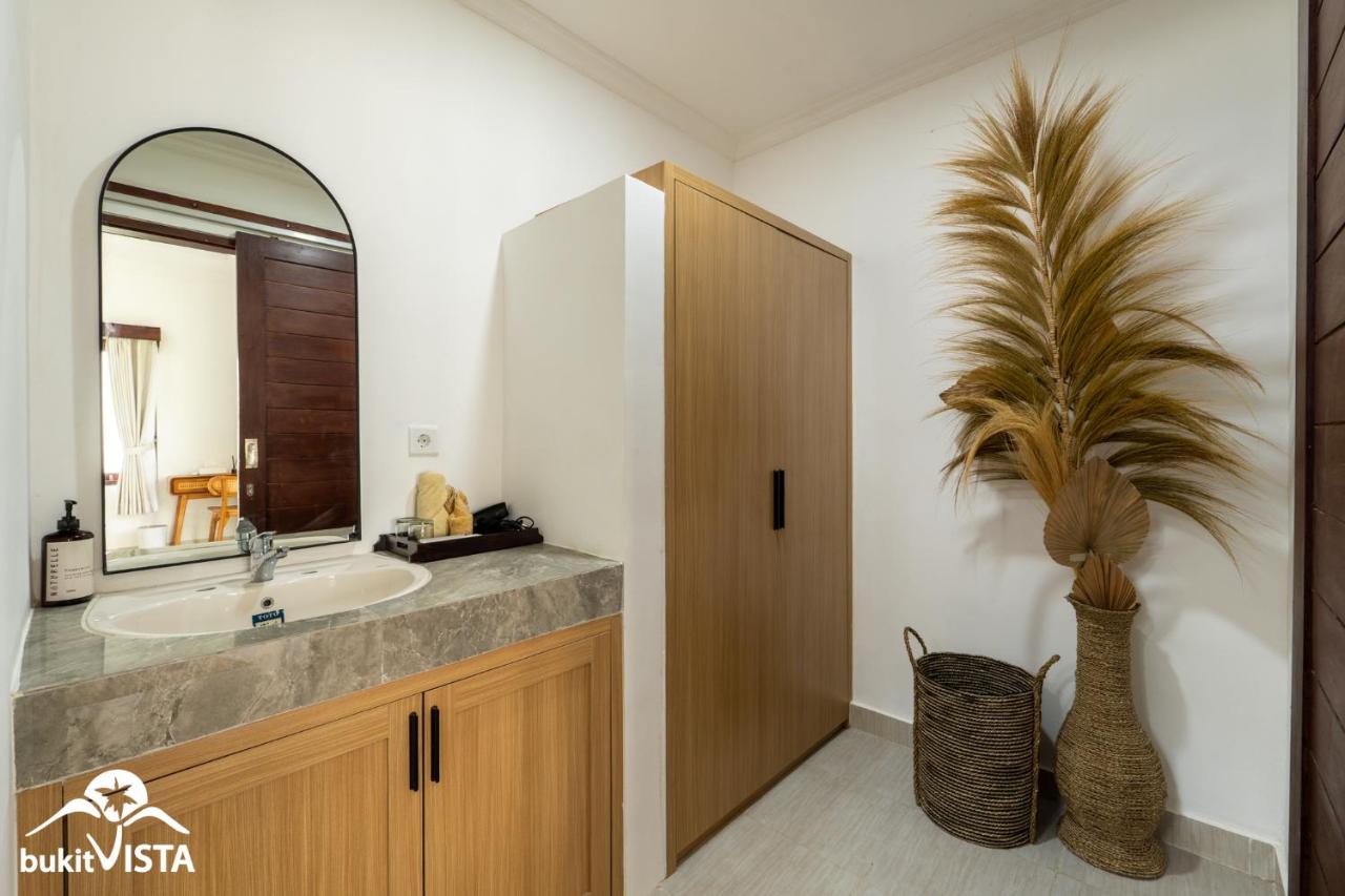 Romeo Beachfront Bungalow by Bukit Vista - 3