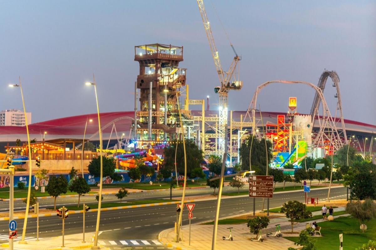 Yas Golf Collection 1 BR Near Theme Parks - 5