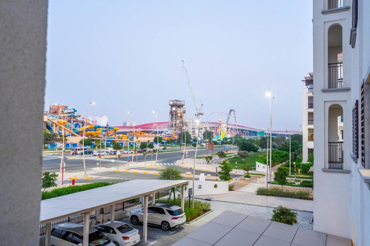 Yas Golf Collection 1 BR Near Theme Parks - 4