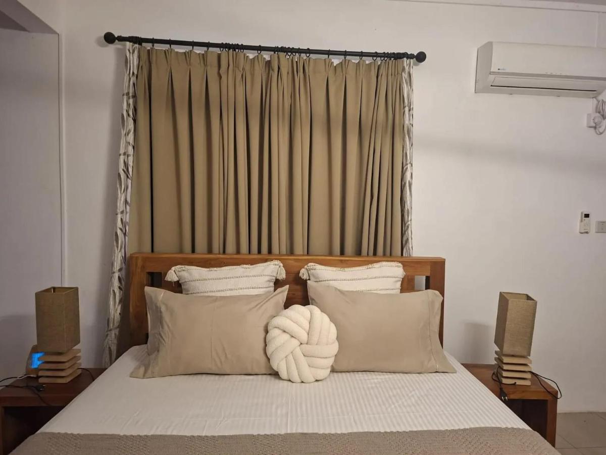 Charming House with Mountain View - Trou d'Eau Douce - 2