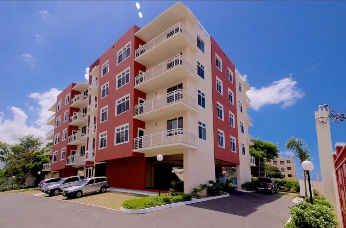 Coxy little spot in kingston - 5