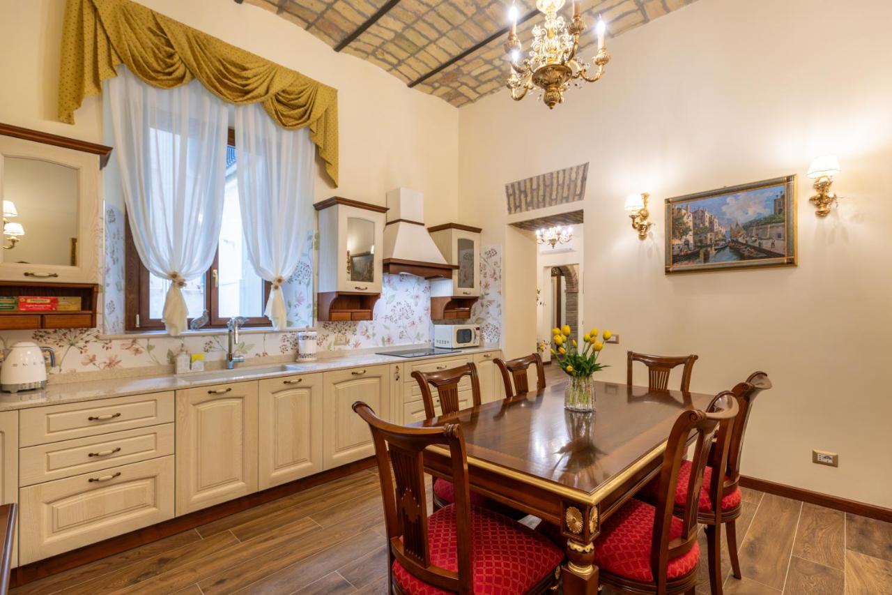 Queens Home In Rome - 4