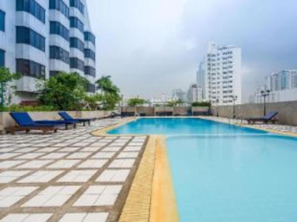 Rent Omni Tower Apartments Nana Bangkok - Prime Sukhumvit location - 4