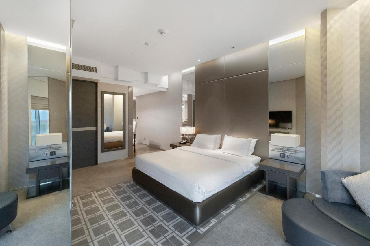 Luxury Studio at 5 Star Hyatt Regency Creek Height Residences - 2