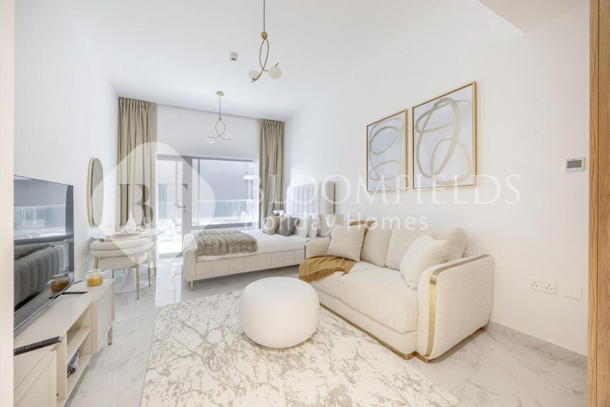 Bloomfields Central Stu Oasis Masdar