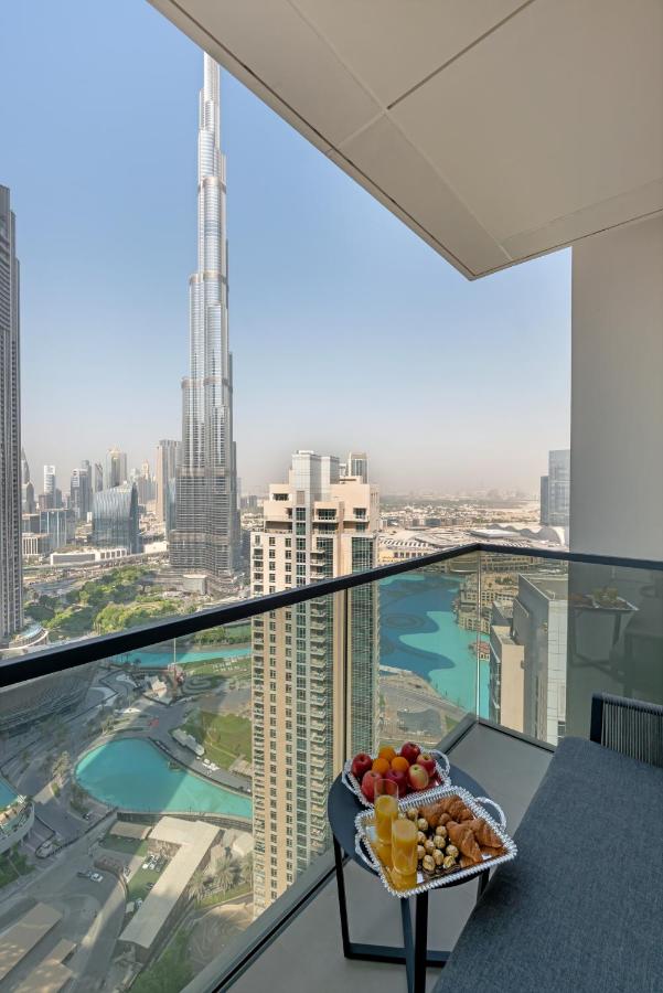 Direct Burj & Fountain Views - Designer 4BR Haven! - 4