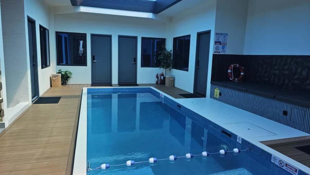 Oceara Dharavandhoo - 4