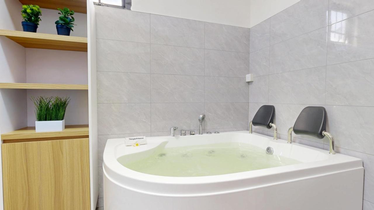 Aryna Apartments - 4