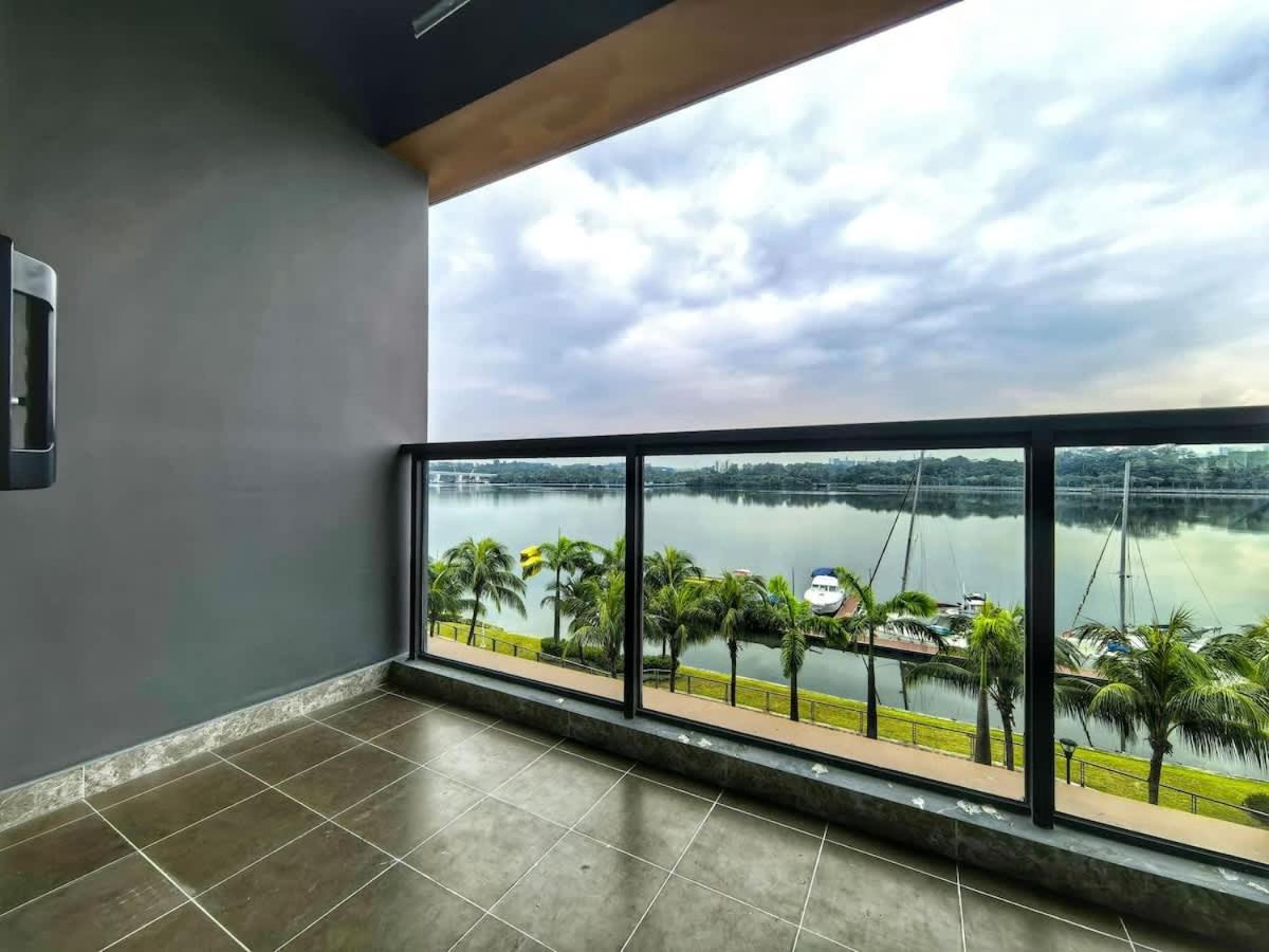 R&F Princess Cove Studio Sea Front CIQ-Singapore - 5