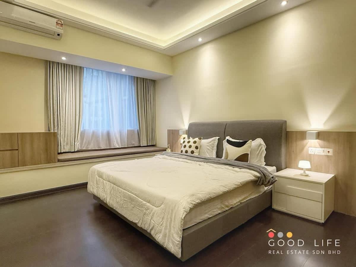 R&F Princess Cove 3BR JB Central CIQ Spacious