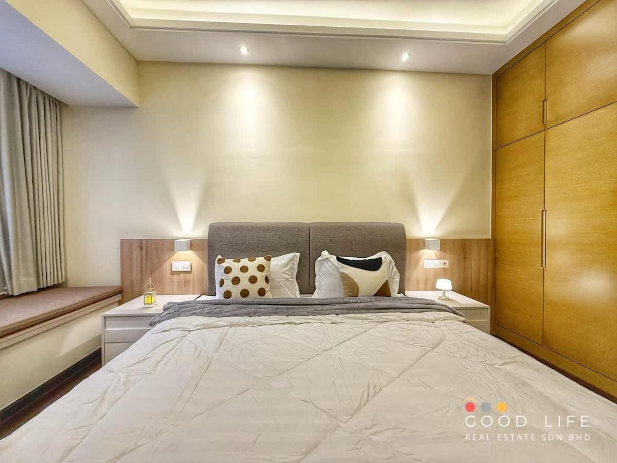 R&F Princess Cove 3BR JB Central CIQ Spacious - 4