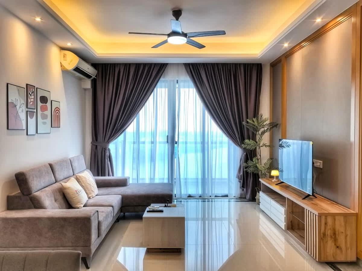 R&F Princess Cove 3BR Sea View Bathtub JB Malls