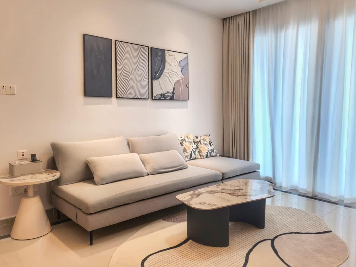 R&F Princess Cove 2BR Sea View JB-SG CIQ Modern - 2