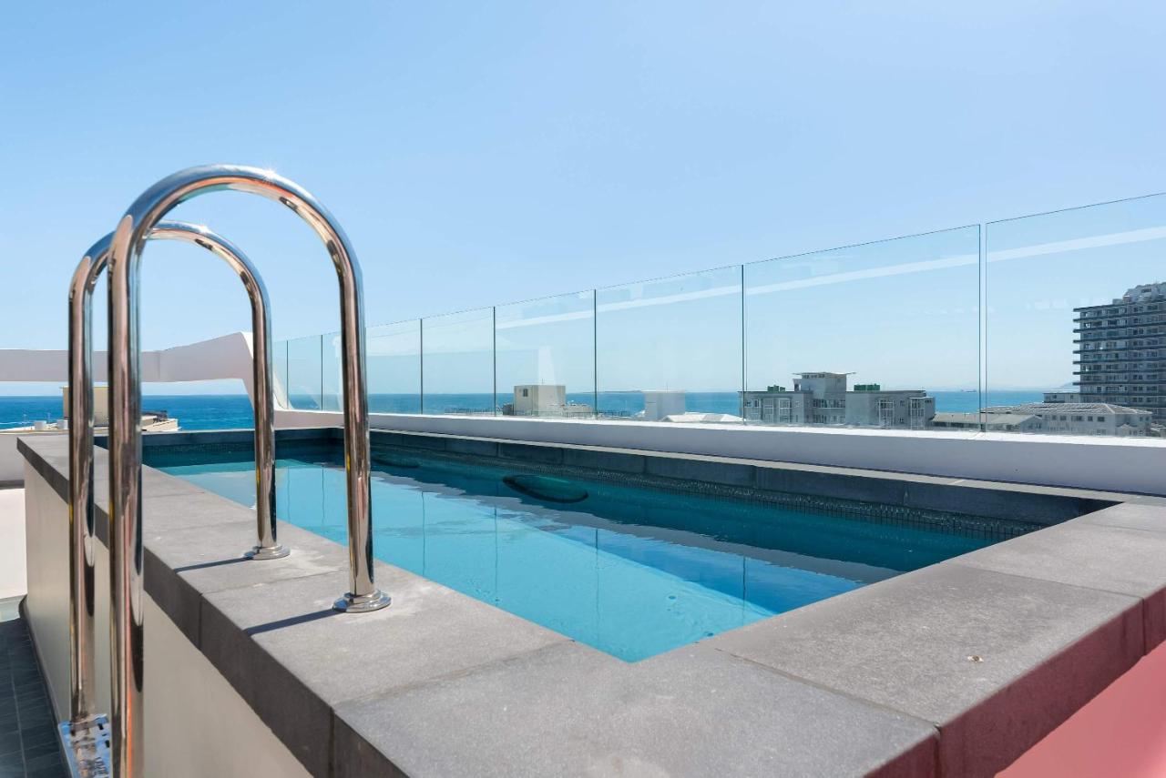 Eleve 602 - Sea Point Apt, Views, Shared Pool & Gym - 2