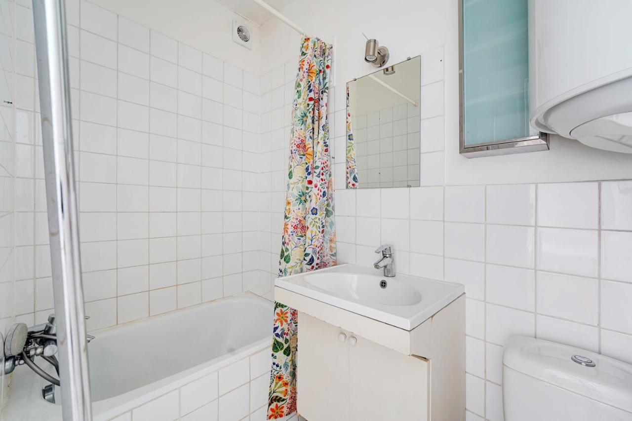 Tour Eiffel - Rue Cler - 3