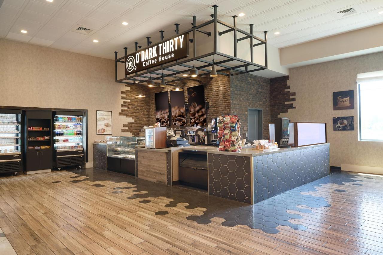 Oak Grove Racing Gaming & Hotel — photo 12