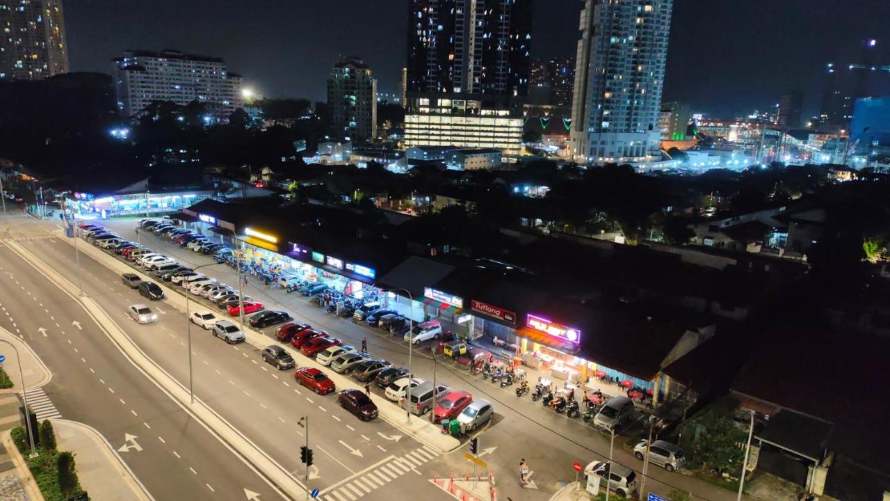 SKS Pavillion Residences - High Floor with Singapore View - 2