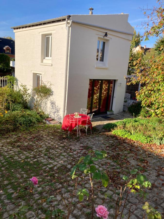 Chambre spacieuse et douillette