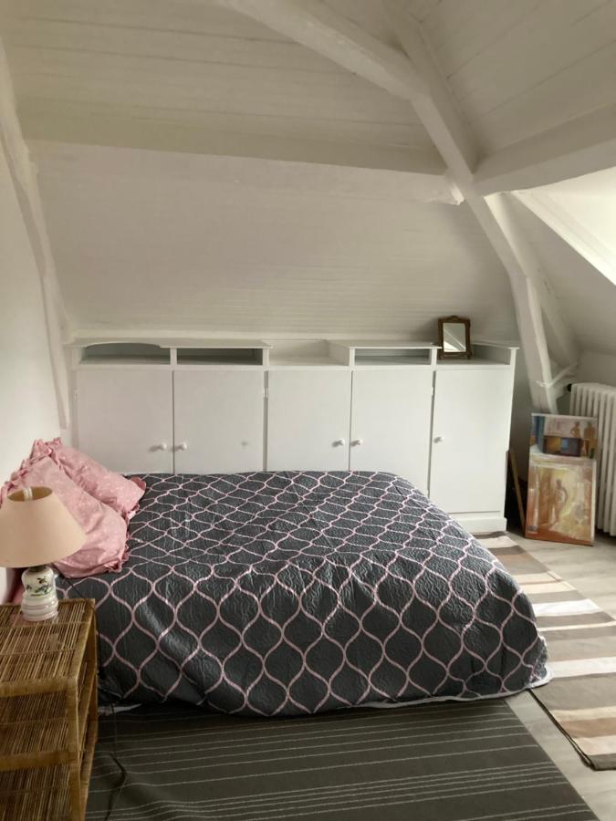 Chambre spacieuse et douillette - 4