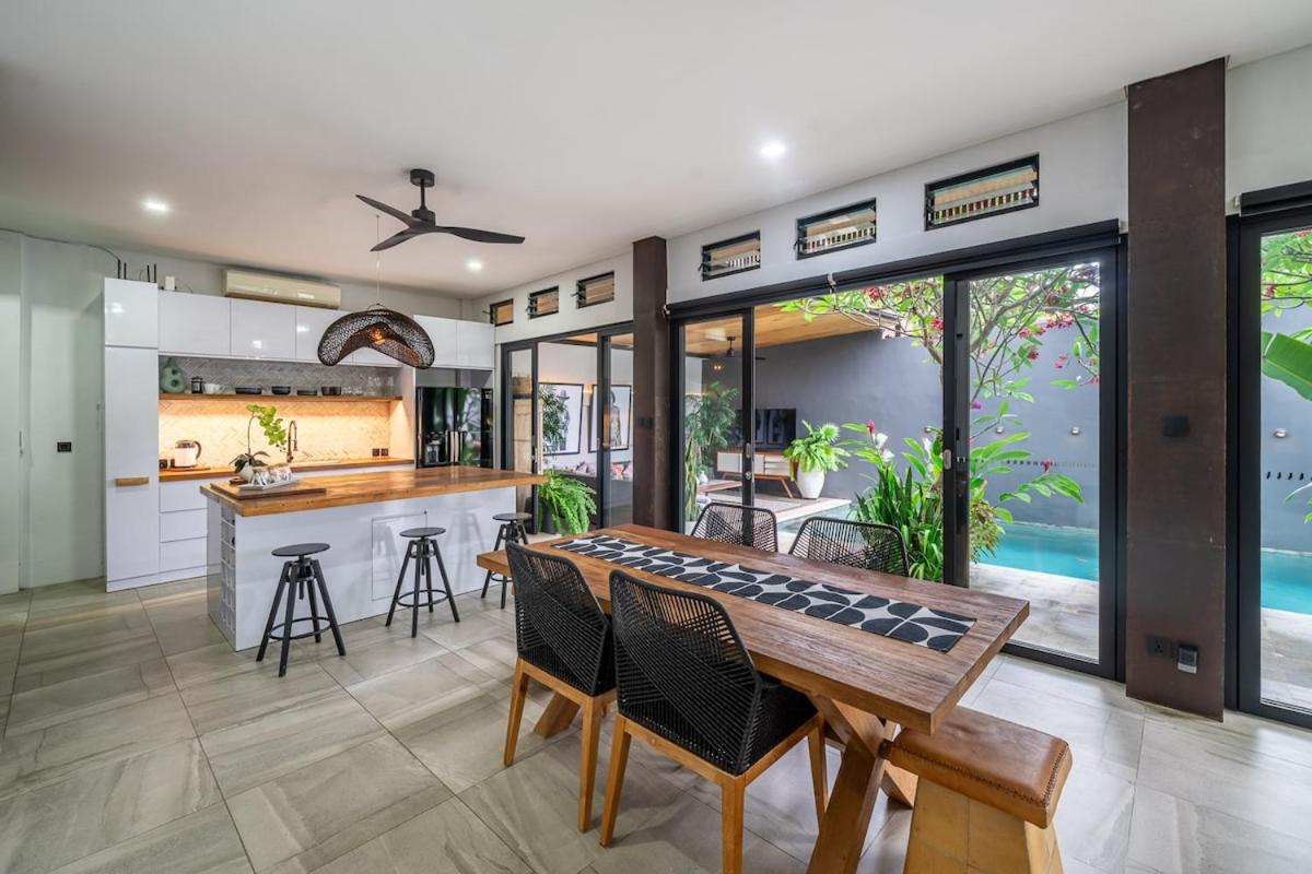 Villa 121 - Modern 1BR Villa Near Batu Belig Beach - 5