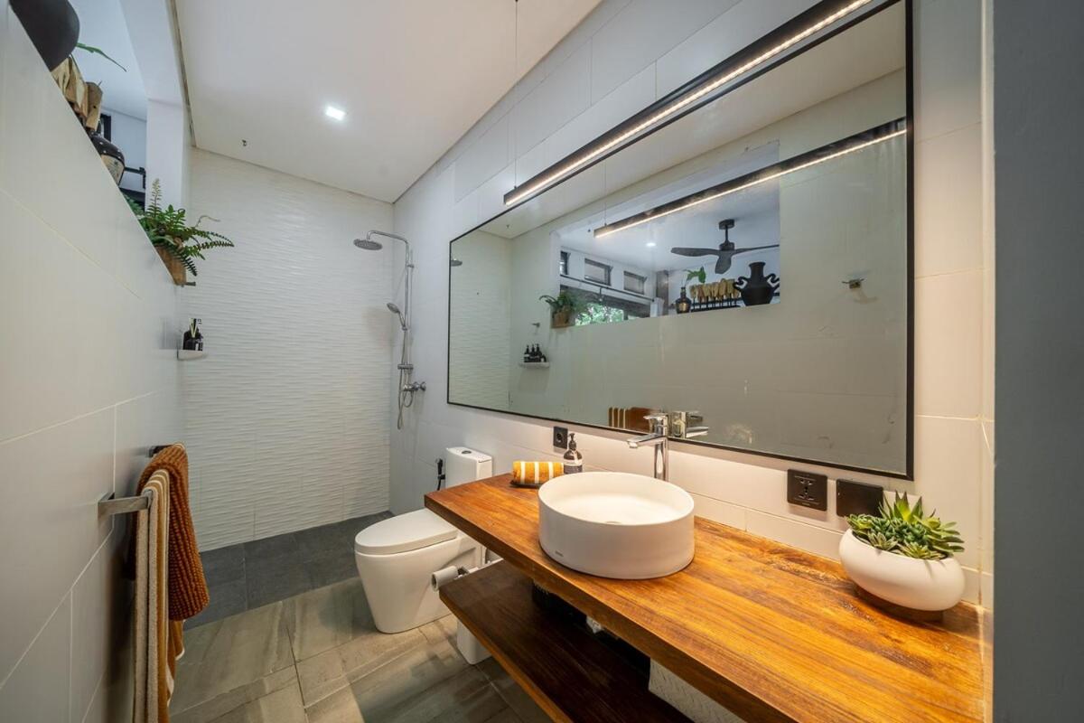 Villa 121 - Modern 1BR Villa Near Batu Belig Beach - 3