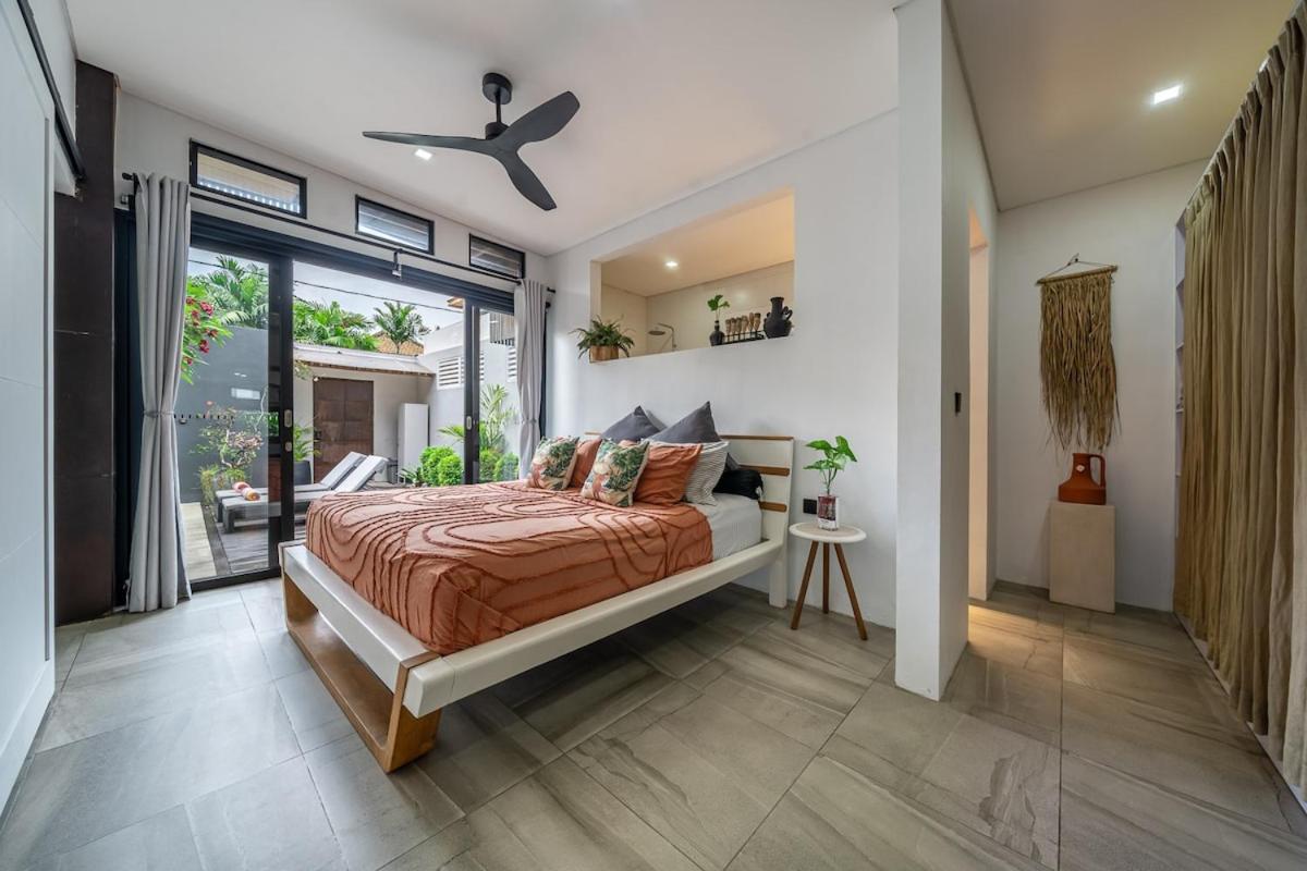 Villa 121 - Modern 1BR Villa Near Batu Belig Beach - 2