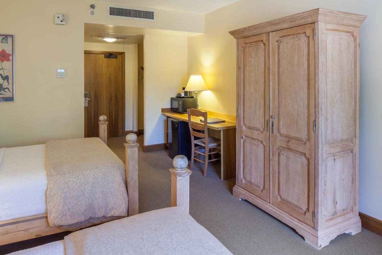 New Harmony Inn Resort and Conference Center — photo 20