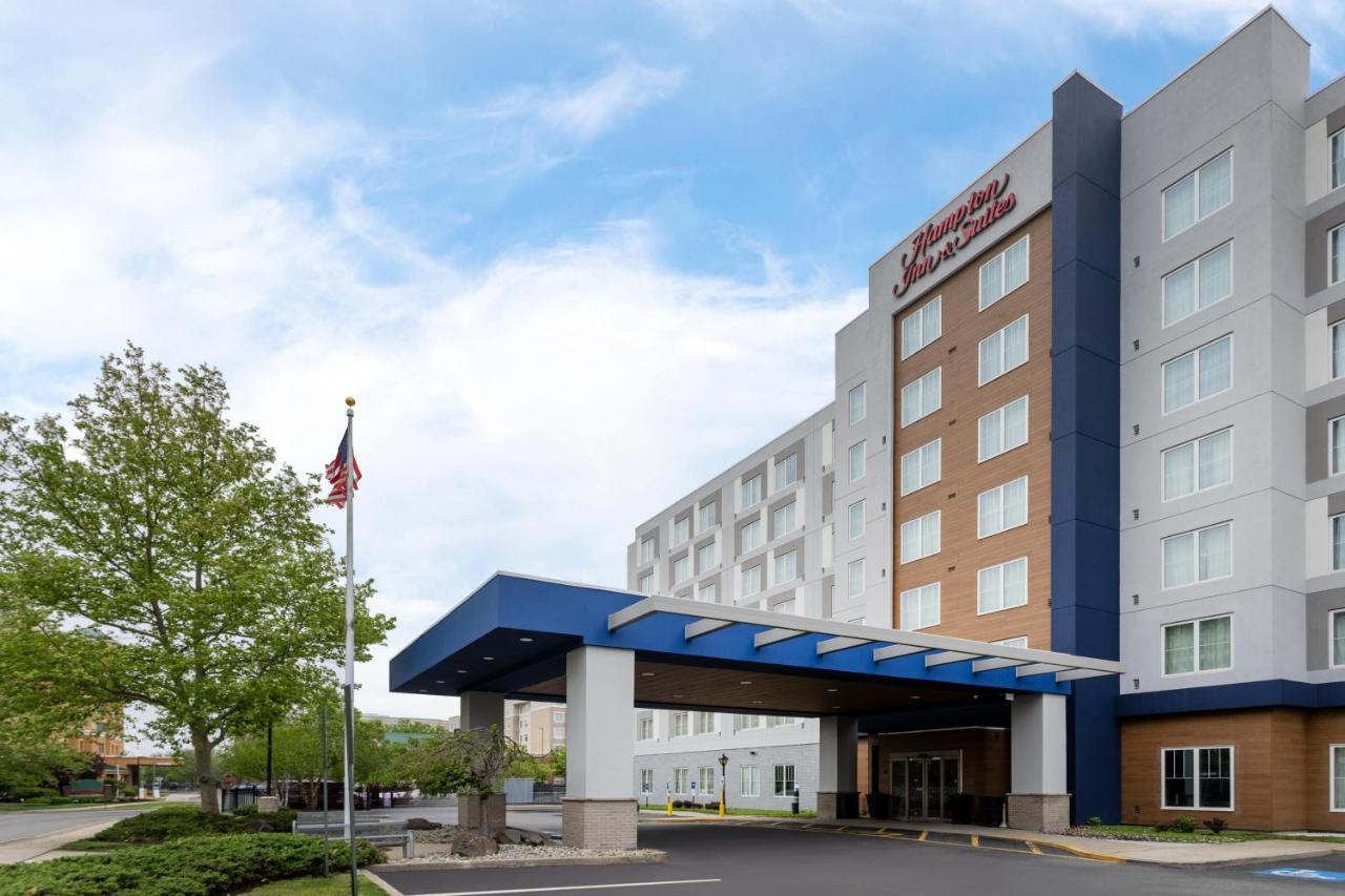 Airport Hotel Inn & Suites (EWR) — photo 8