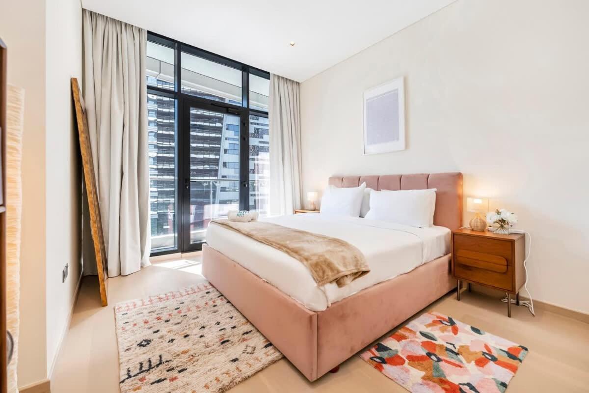 Urban 1BR Retreat RP Heights Near Dubai Mall - 3