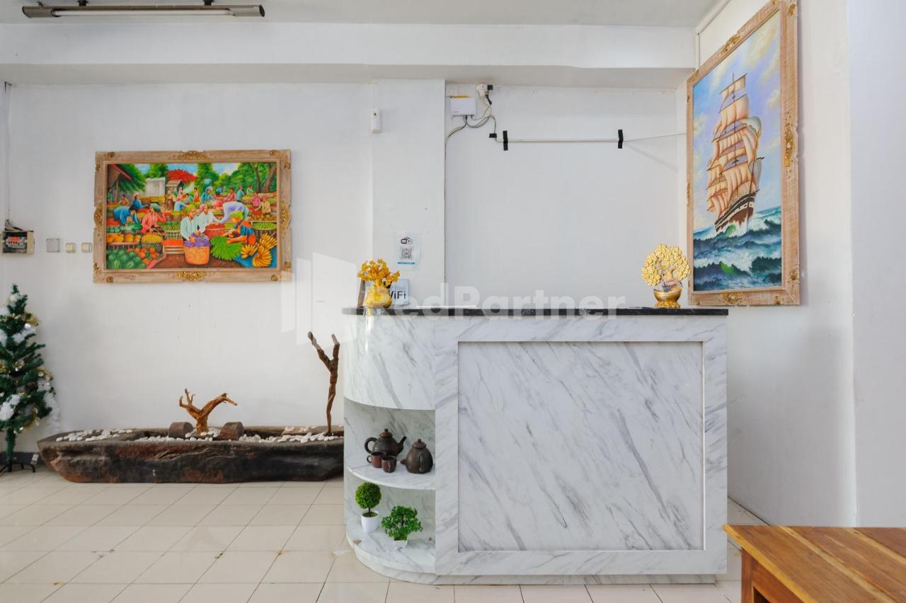 Shooting Star Hostel Kuta RedPartner - mixed dormitory - 3