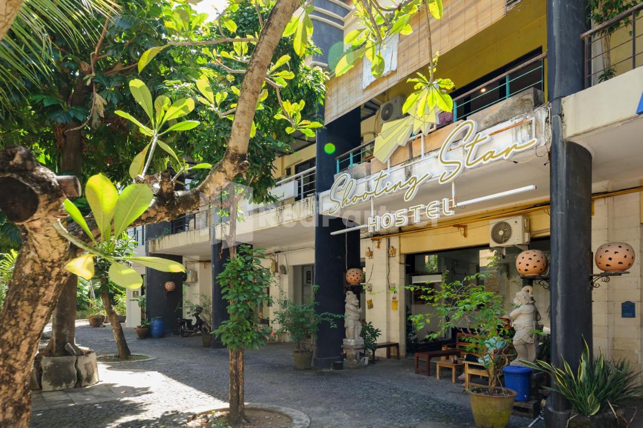Shooting Star Hostel Kuta RedPartner - mixed dormitory - 5