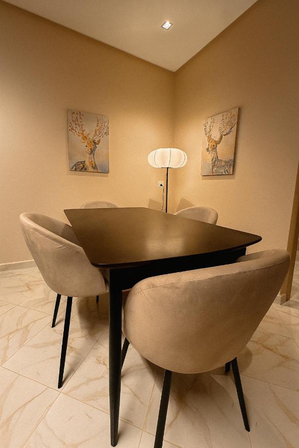 Relax Family 12 - Cozy Entire Apartment in City Center