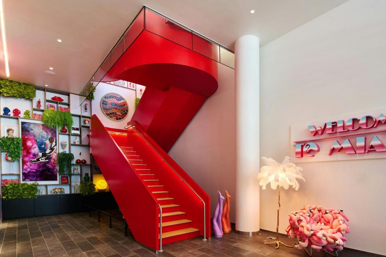 citizenM Miami South Beach - 4