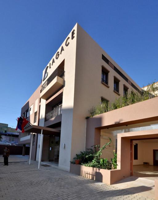 Lagace Hotel photo