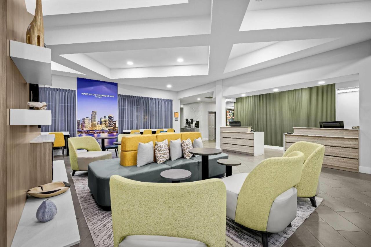 La Quinta by Wyndham Miami Airport West - 5