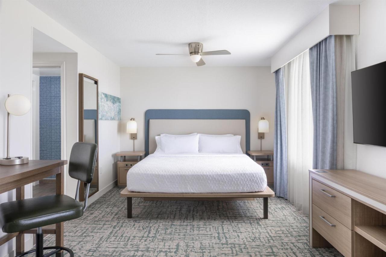 Image: Homewood Suites by Hilton Lake Buena Vista Orlando - Newly Renovated!