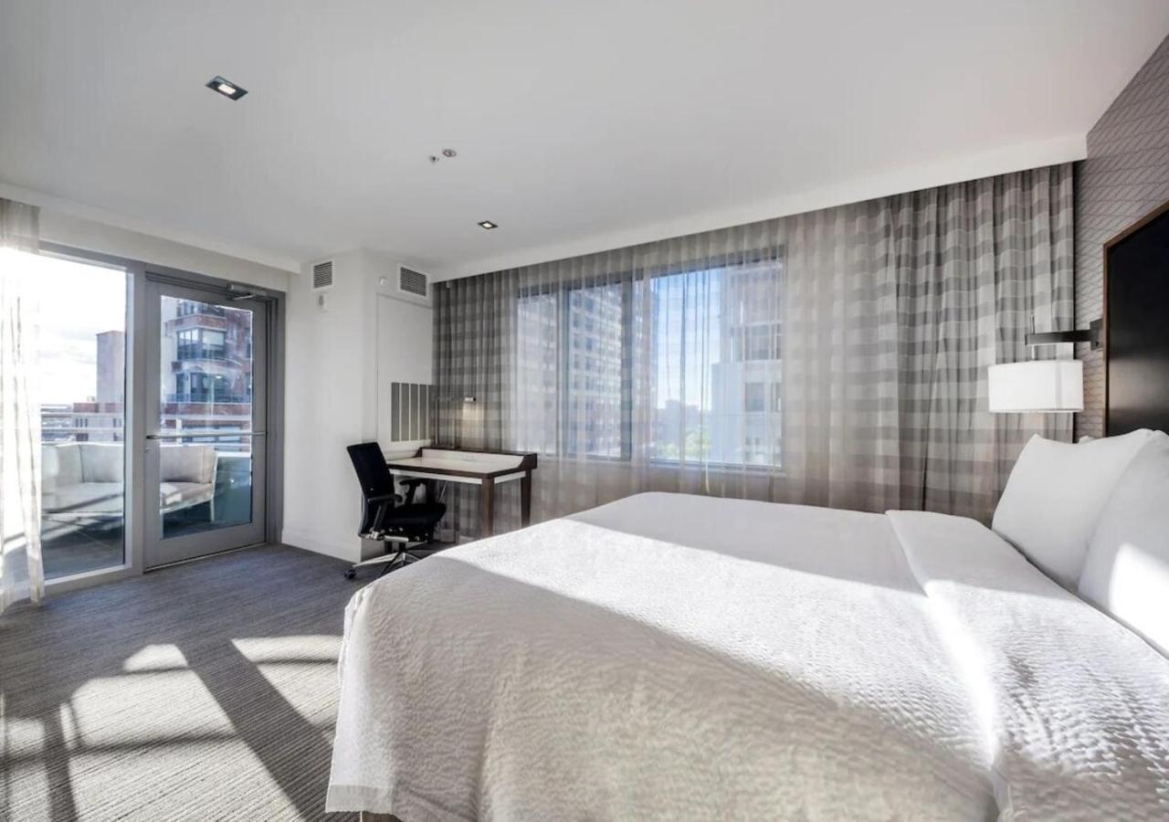 Residence Inn by Marriott Jersey City - 2