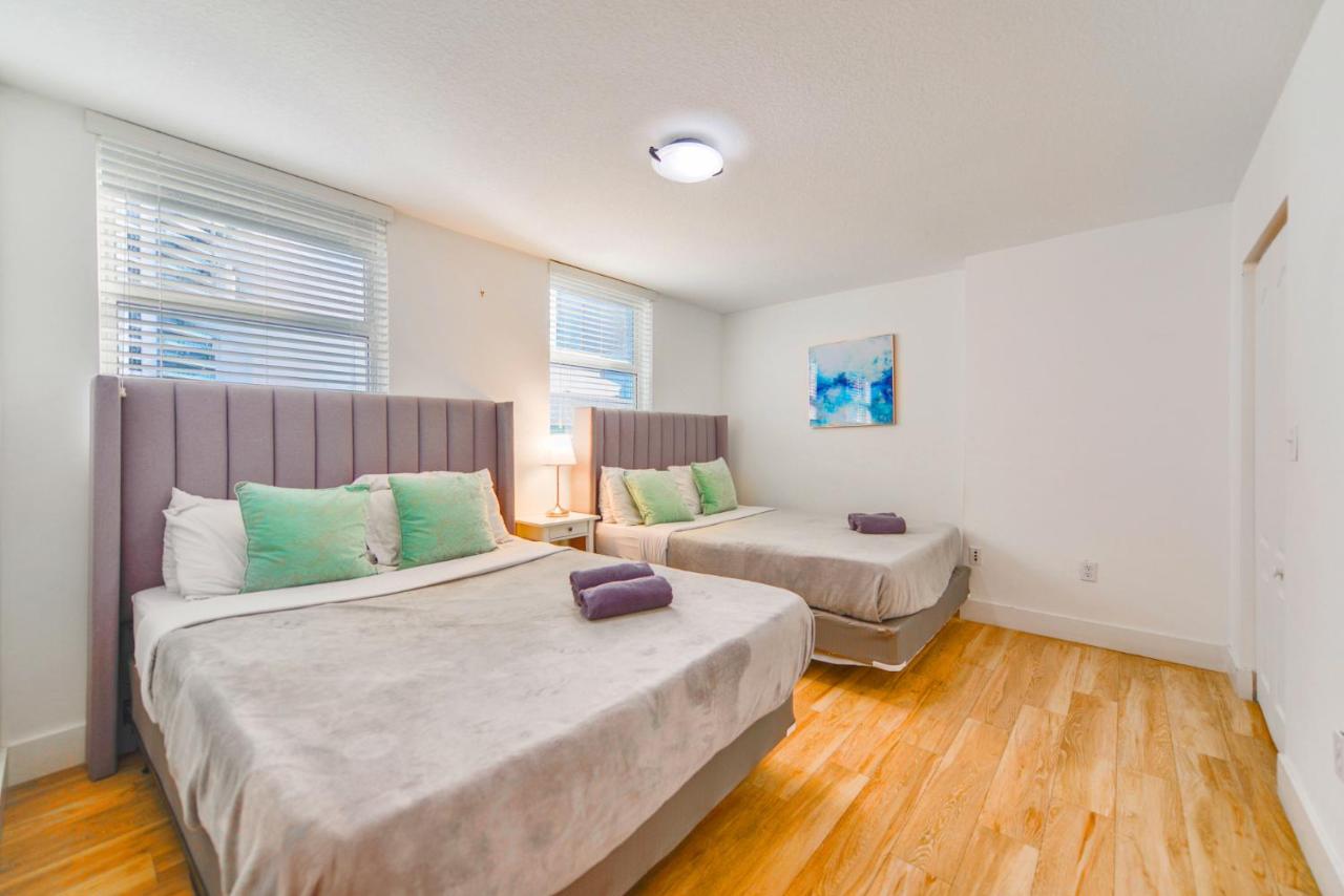 Modern Waterfront Apartment with Brickell City Views - 2