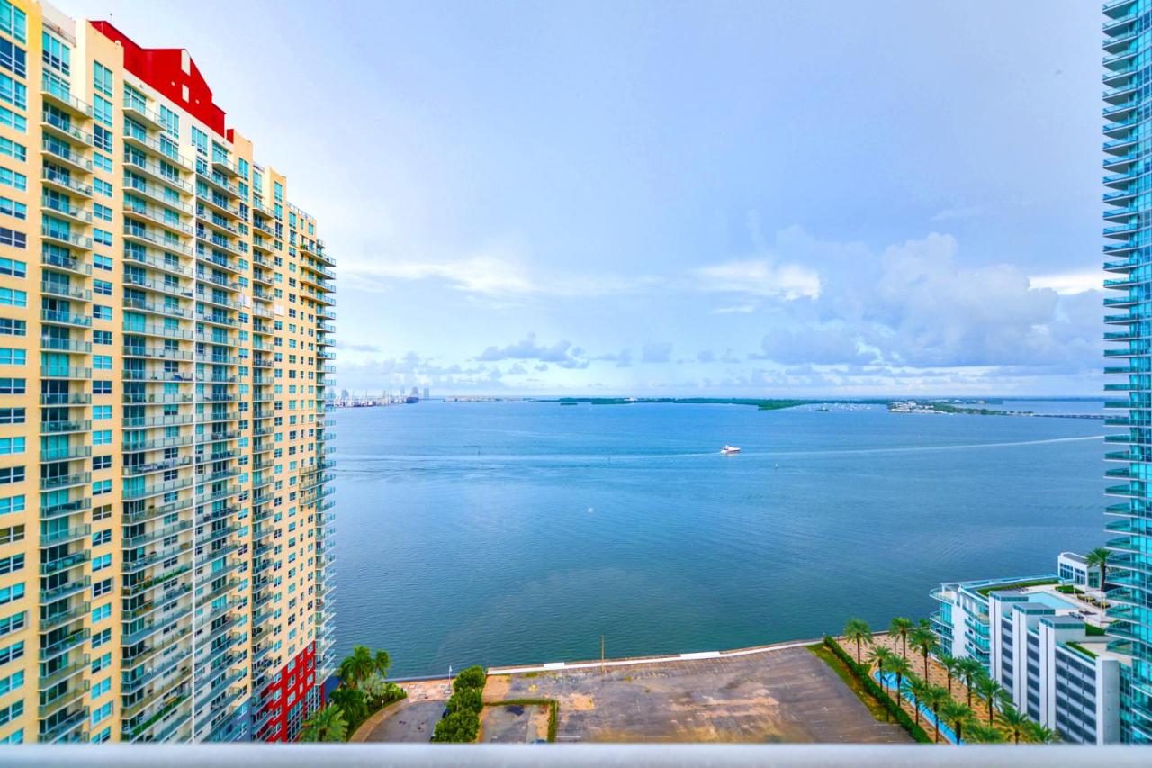 Modern Waterfront Apartment with Brickell City Views - 5