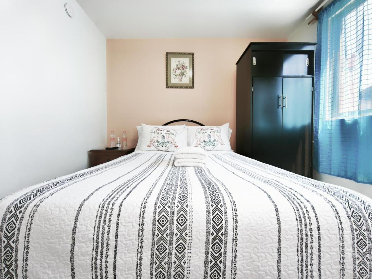 Nice bedroom at 5 min Mexico City Airport T1 & T2 - 2