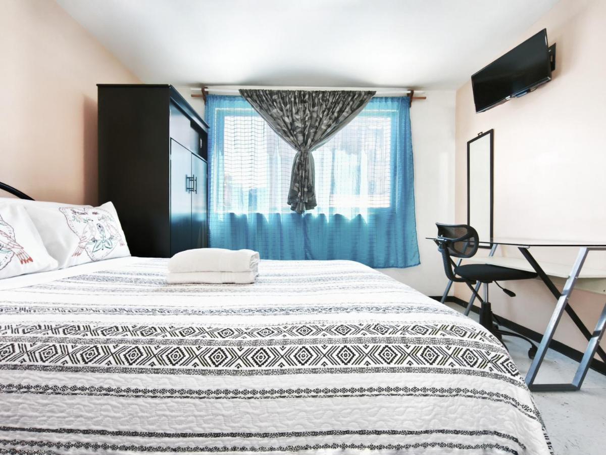 Nice bedroom at 5 min Mexico City Airport T1 & T2 - 3