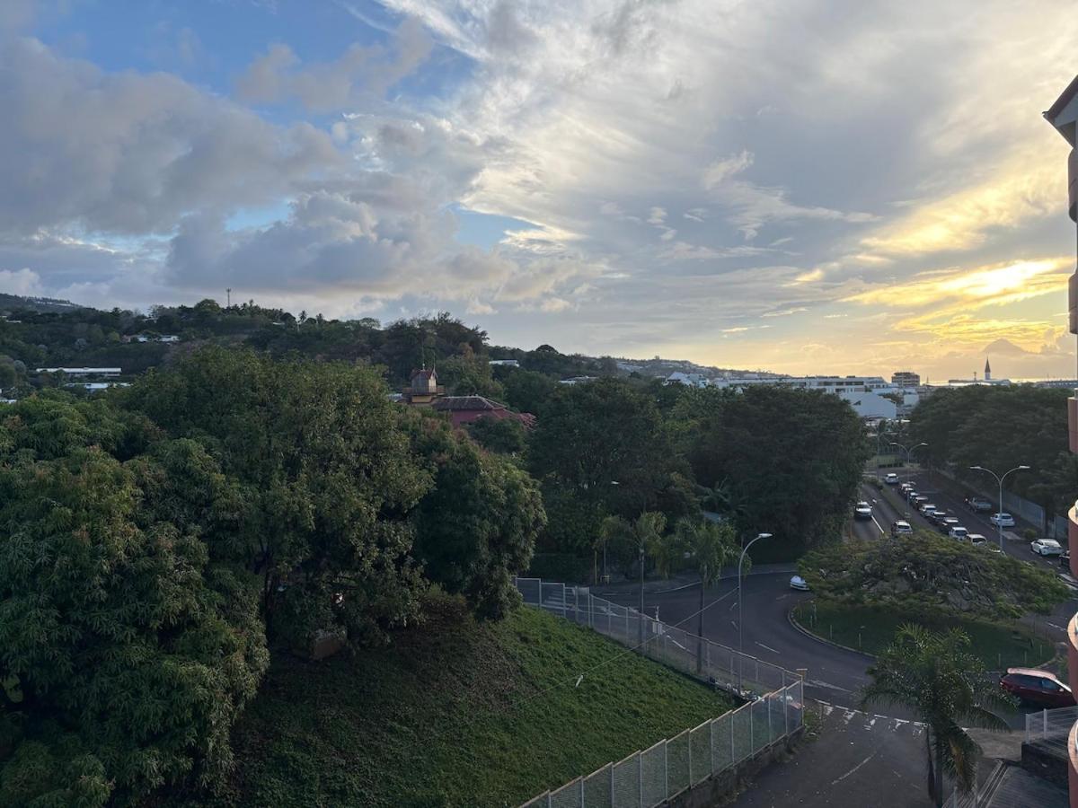 Hinahei - Grand F1 with parking 5 min from Papeete - 5