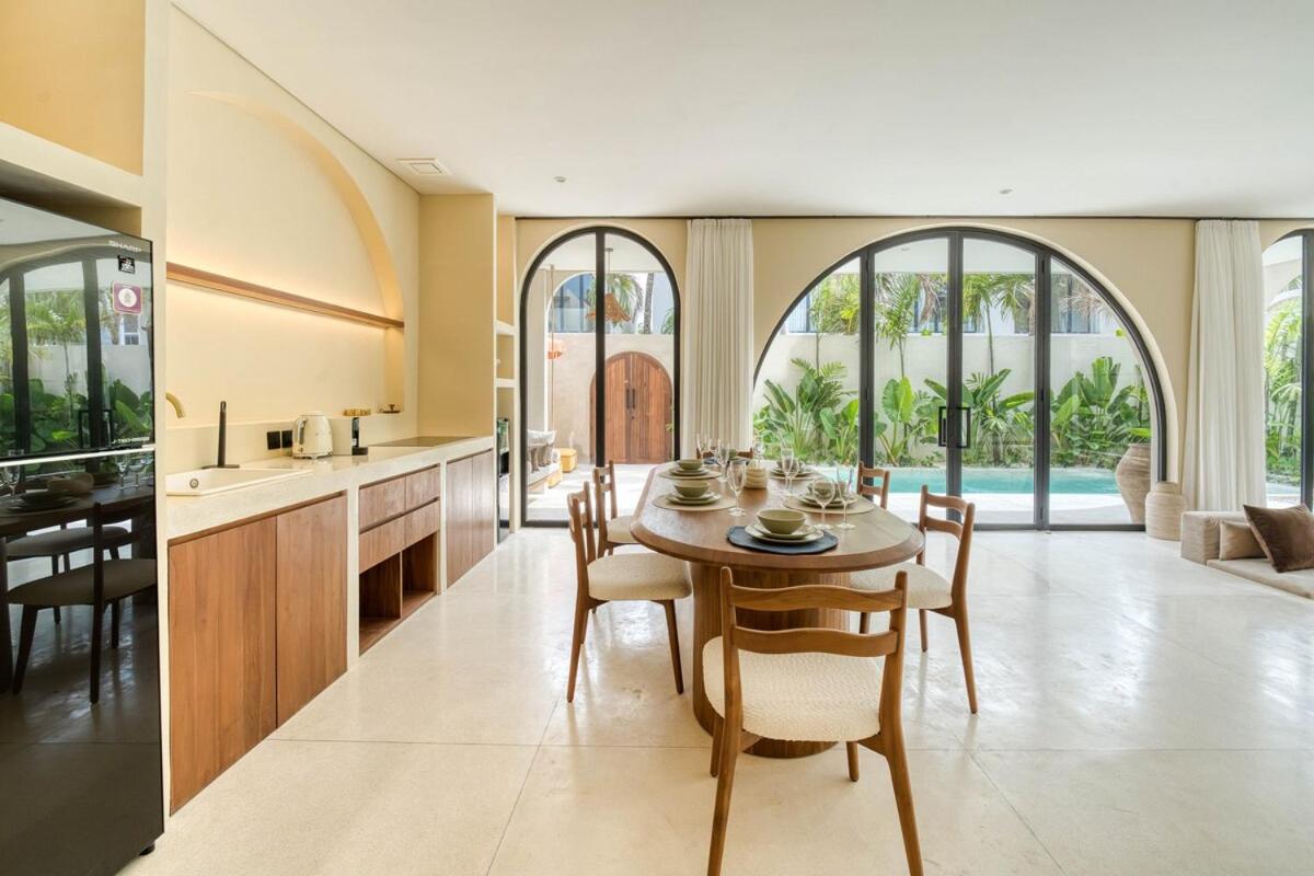 Dream Villa - Brand New Luxury 8mins walk to Beach - 5