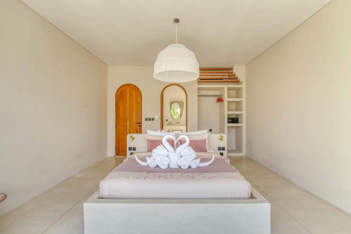 Parisian New 2BR Luxury Villa 8mins walk to Beach - 4