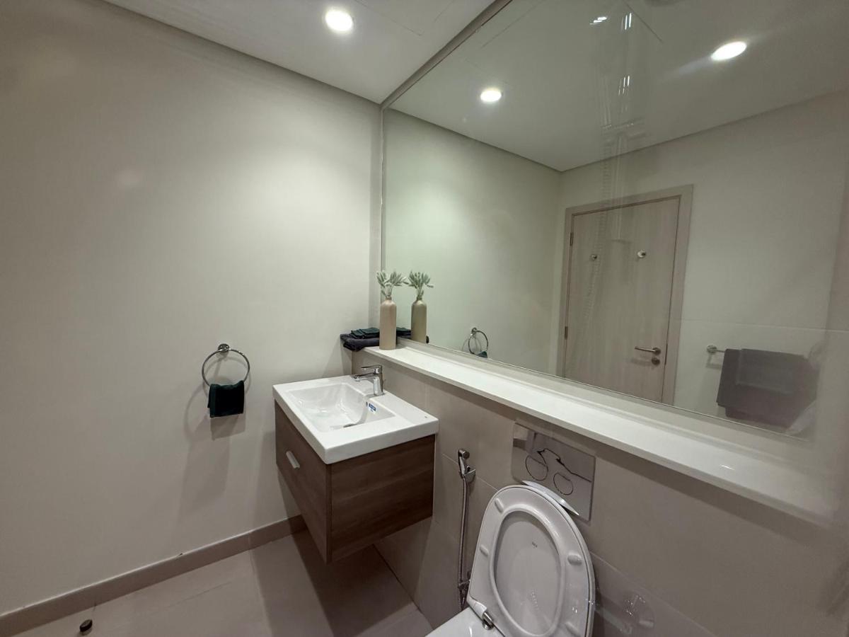 Yas island Golf collections - 3