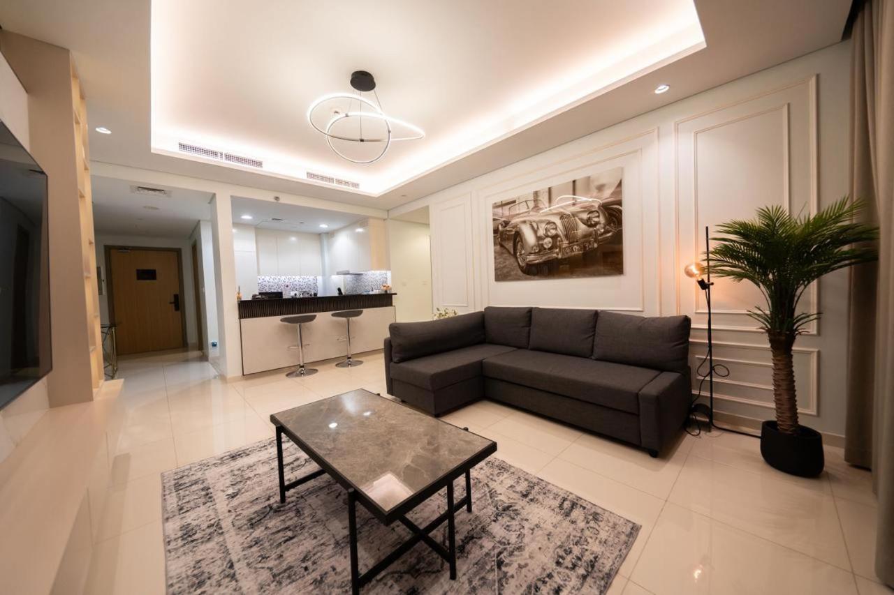 Amazing Burj Khalifa Views with Highest Infinity pool - 5