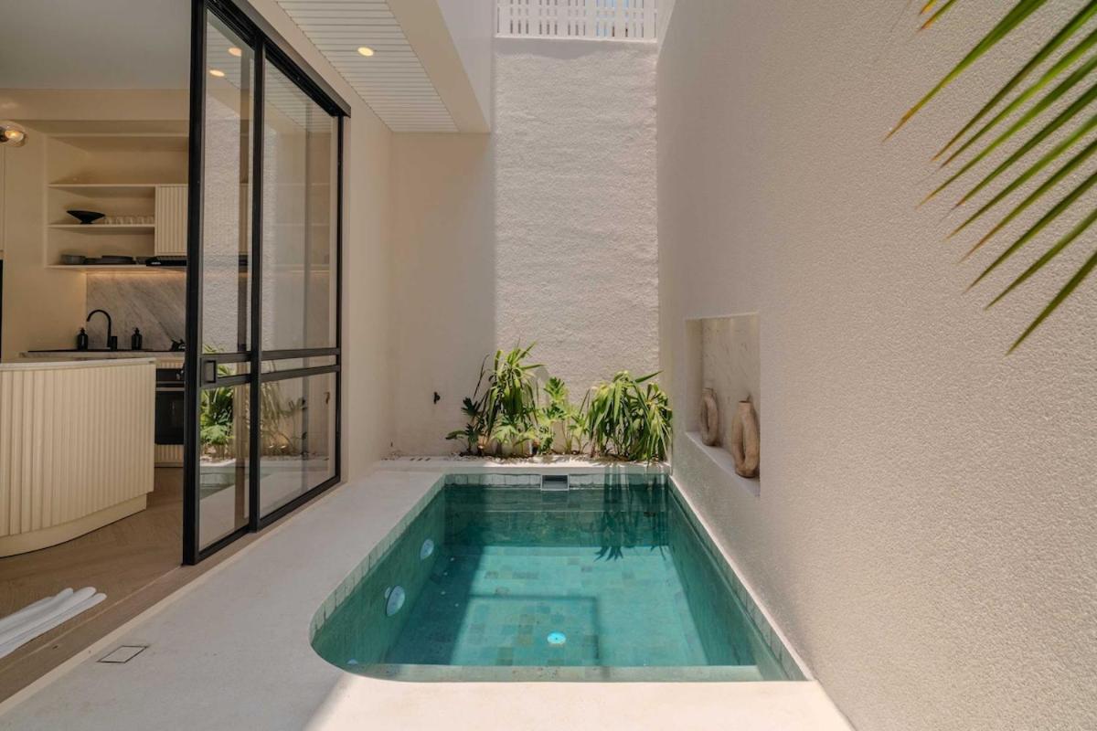 The Carter Townhouse Canggu 2BR Walking Distance to Beach - 4
