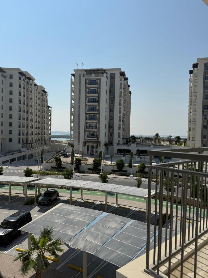 Yas island Golf collections - 4