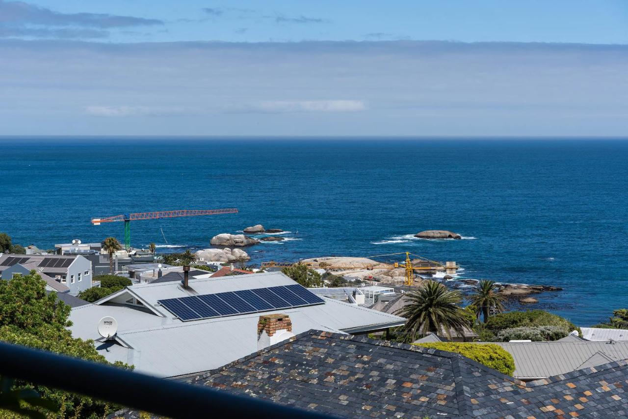 Stunning Sea View Apartment - Camps Bay