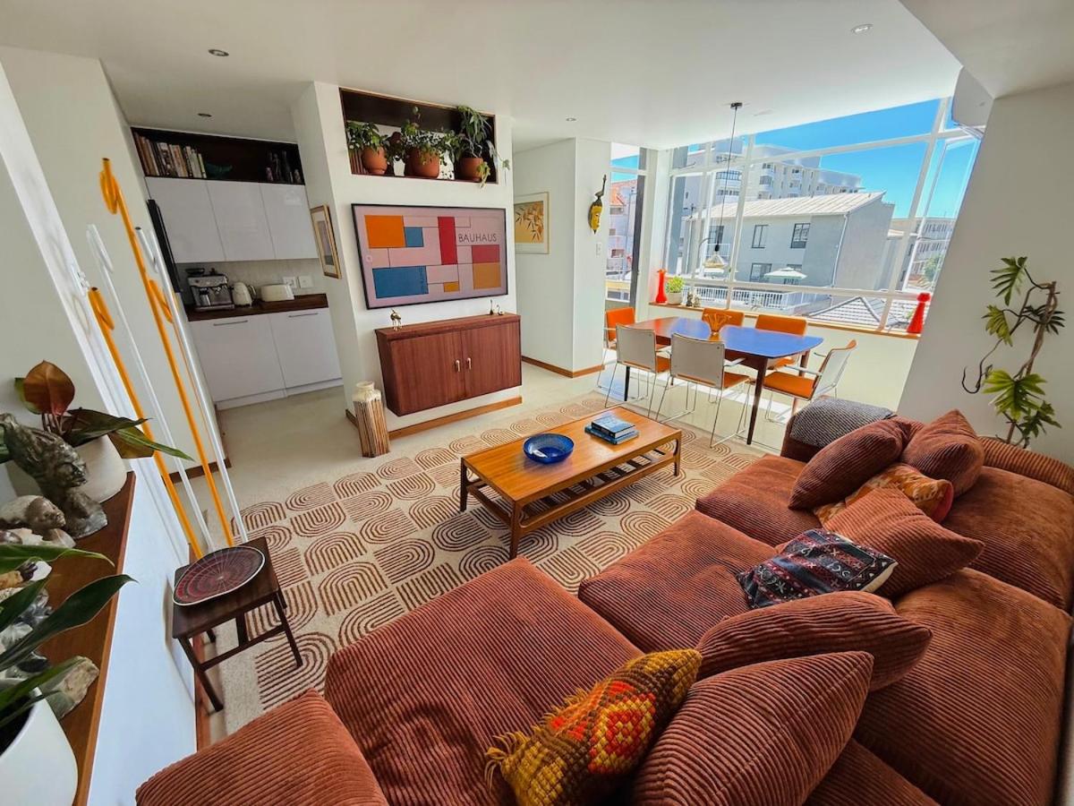 Novis - Renovated, central, secure 3 bedroom apartment with ACs and back up power